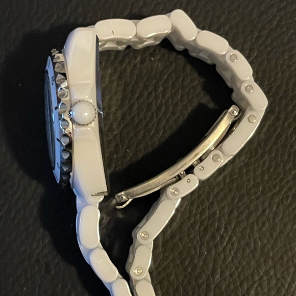 Chanel White Ceramic Watch - Picture 4 of 9